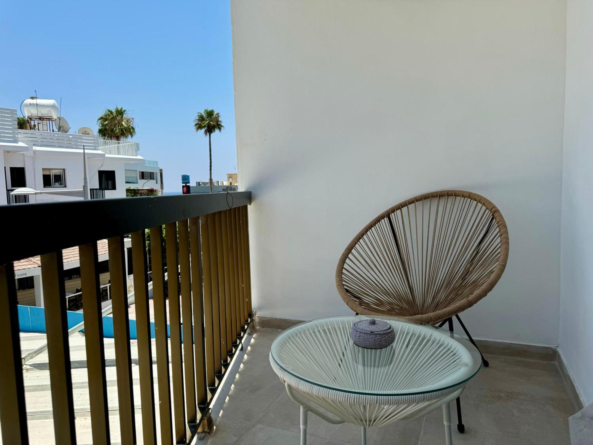 Luxury Two Bed Kato Flat Apartament Pafos