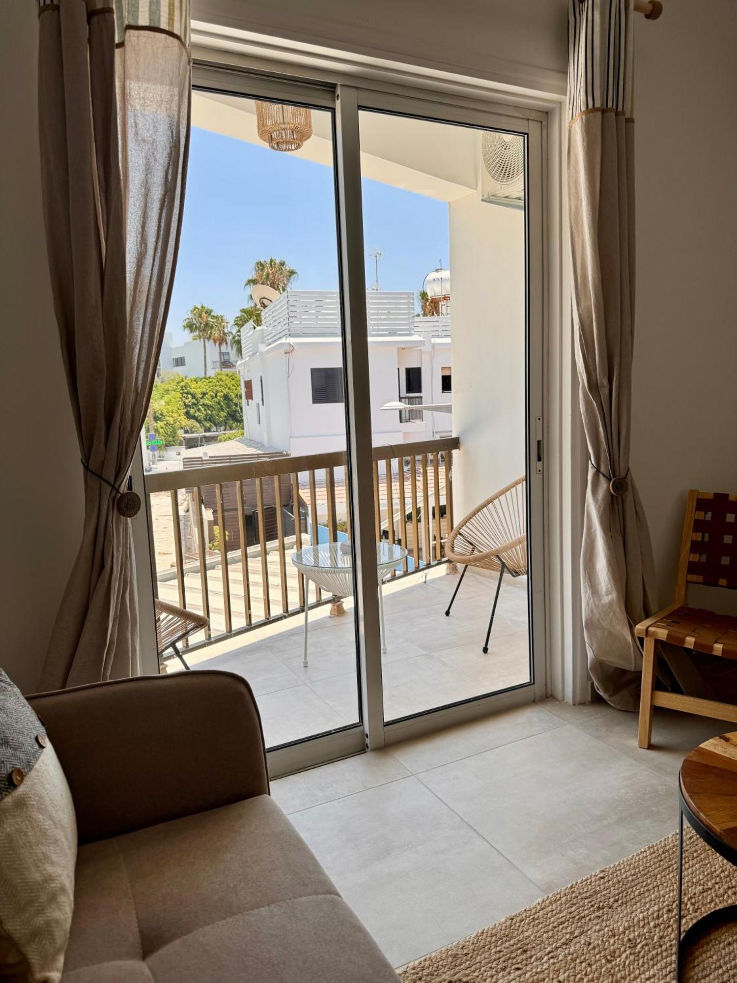 Luxury Two Bed Kato Flat * Pafos