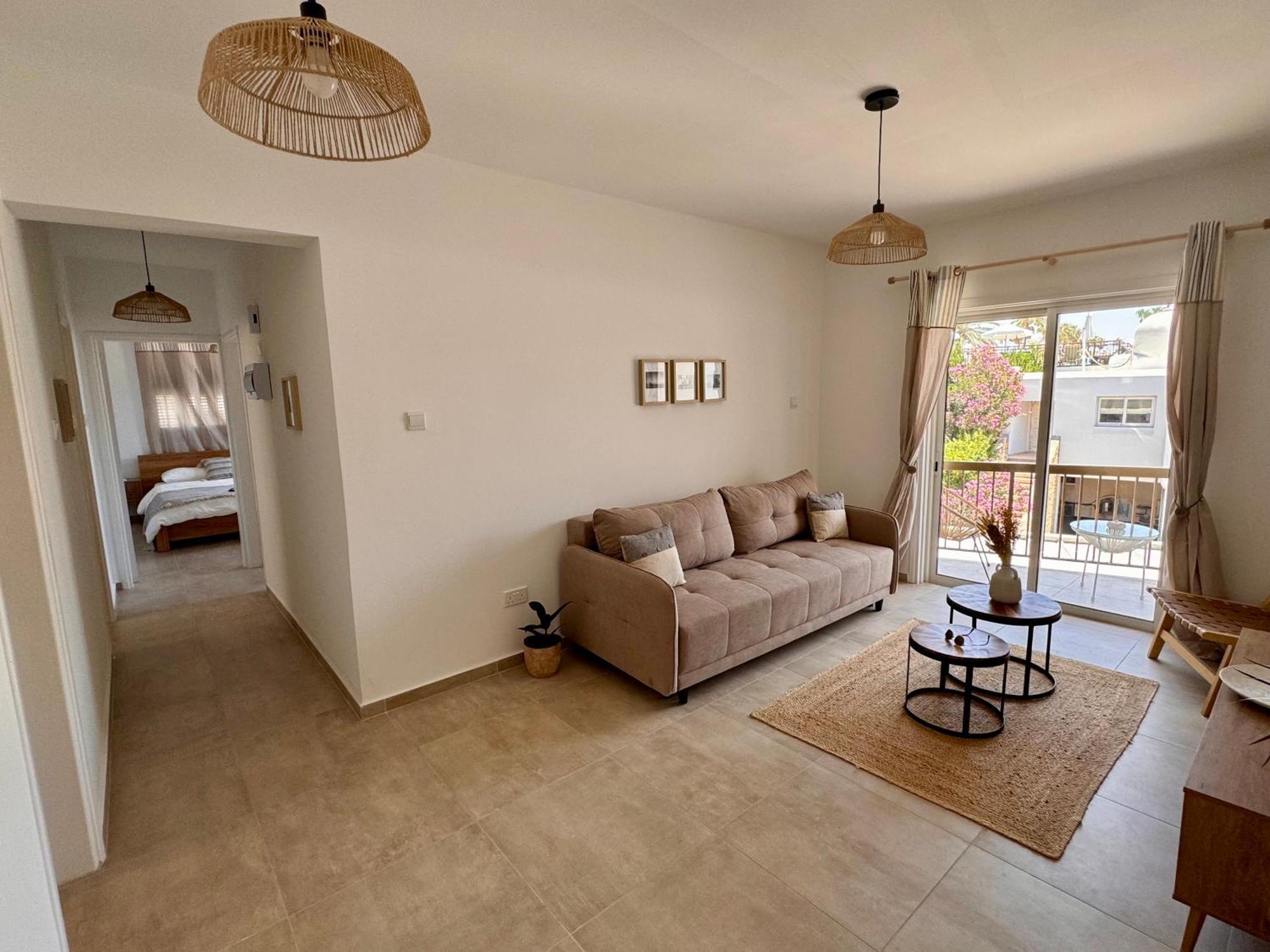Luxury Two Bed Kato Flat Apartament Pafos
